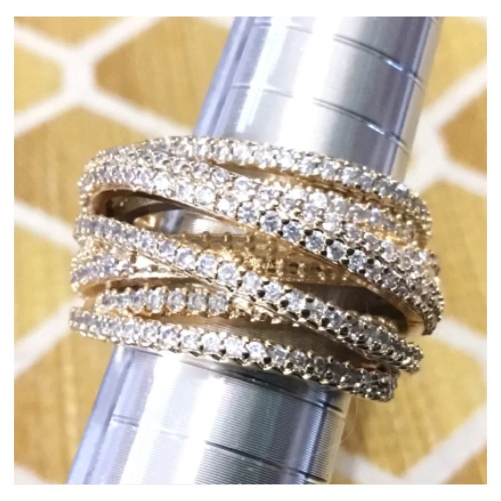 New! Shiny Gold Clear Crystal Ring